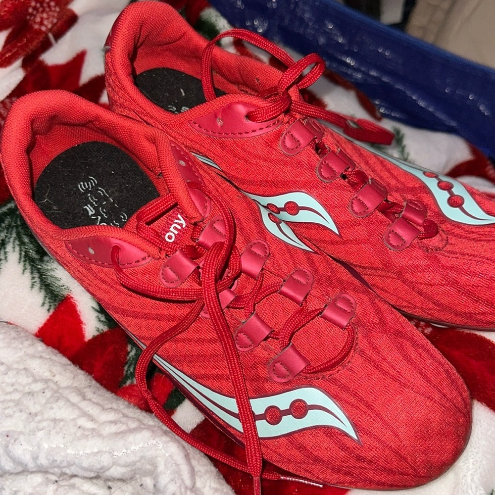 SAUCONY RACING VENDETTA WOMENS 8.5‎ RED S19027-5 TRACK FIELD RUNNING SHOES